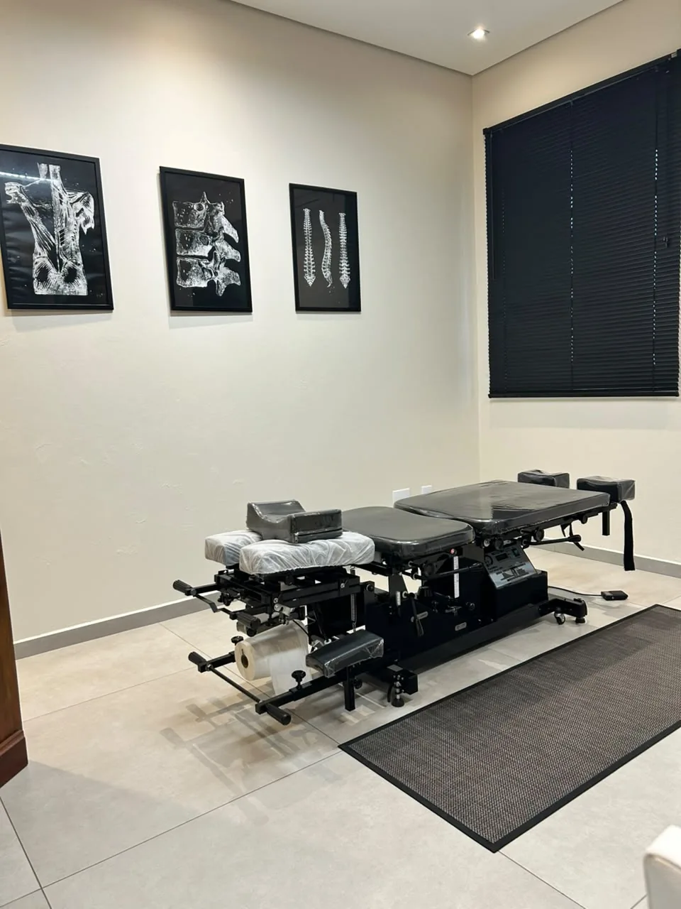 Sala Quiropraxia da Posture — Clínica da Coluna